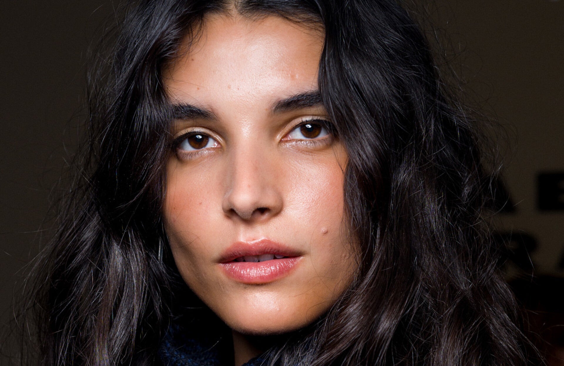 Acide tranexamique pour la peau : bienfaits, utilisation et précautions contre les taches